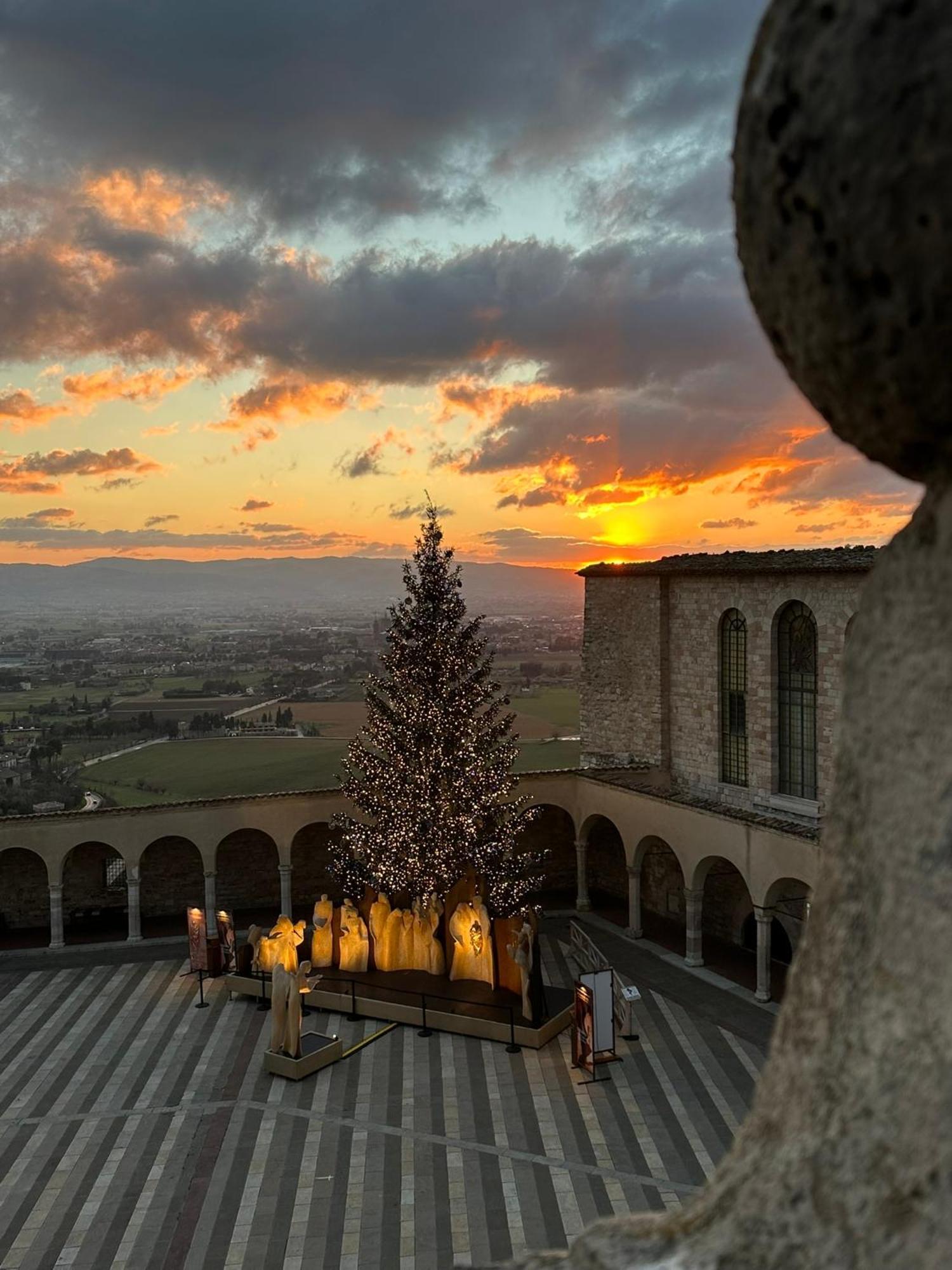 Monolocale L'Anfiteatro Romano Assisi Exterior photo